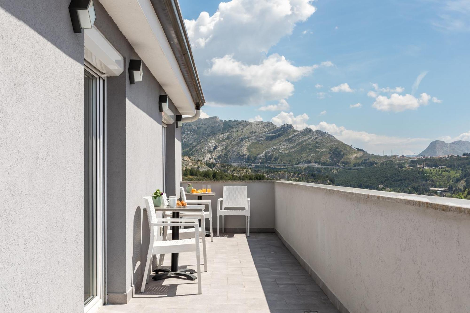 Apartments Villa Salona Sky Quarto foto